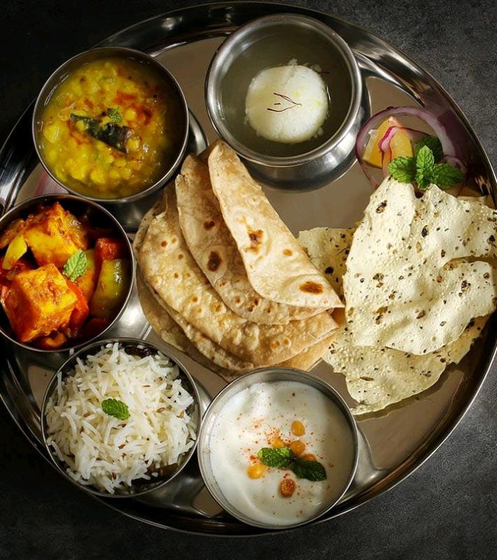 east-indian-home-made-vegetarian-tiffin-tiffin-service-winnipeg-manitoba